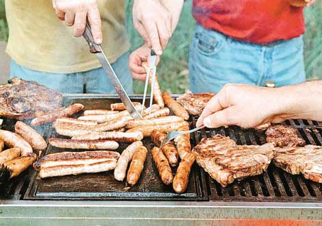 Lekker aan het barbecue�n